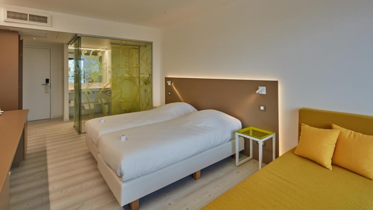 Corbie Lommel Ring Hotel Exterior photo